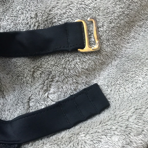 Black bikini swimsuit top, string tie on top and gold clip on the back. - Picture 4 of 7